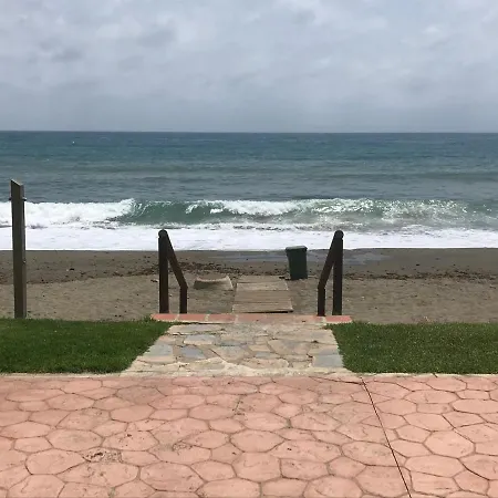 Marbella - Frontline Apartment Estepona